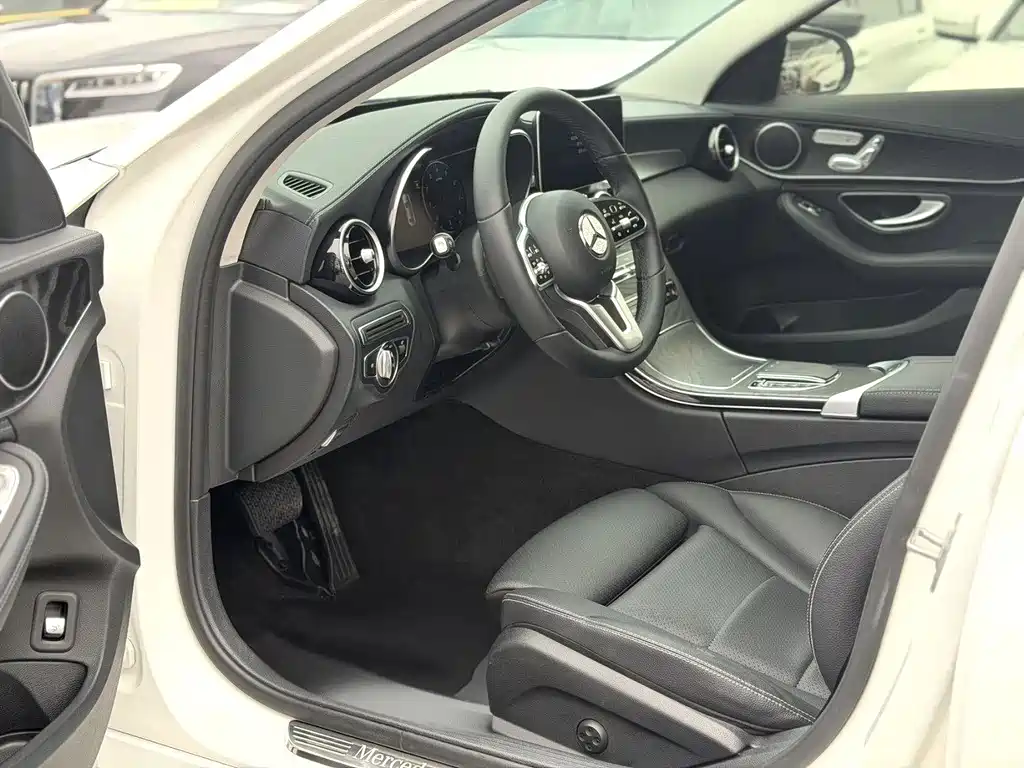 Mercedes-Benz C-Class 2019 C 260 L купить на сайте DeffCars