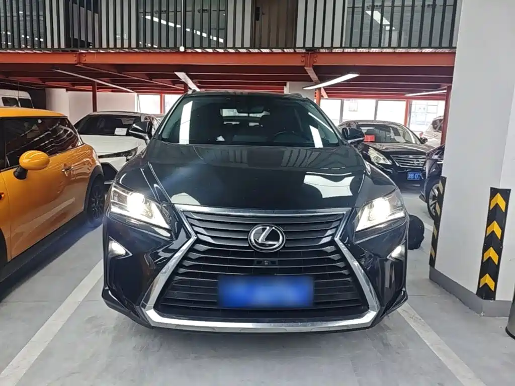 Lexus RX 2016 300 2WD Elite Edition Country V купить на сайте DeffCars