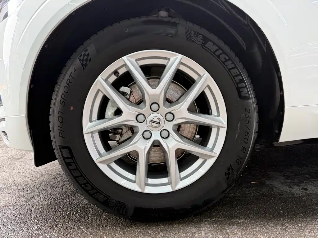 Volvo XC60 2019 T5 Four-wheel Drive Smart Edition National V купить на сайте DeffCars