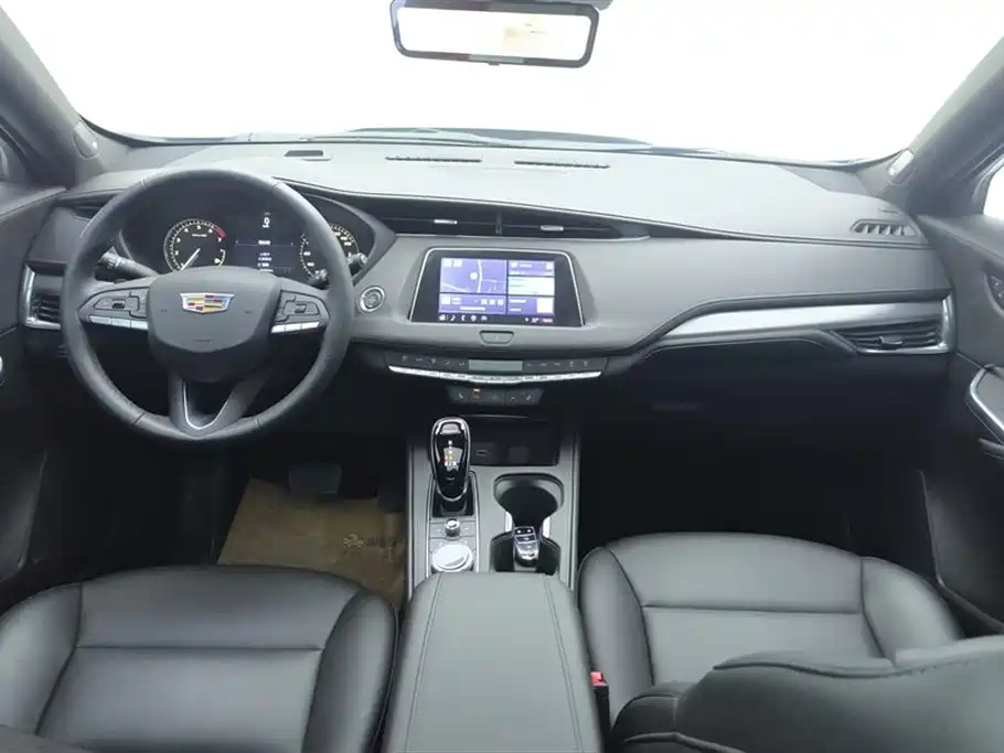 Cadillac XT4 2023 28T two-wheel drive luxury model купить на сайте DeffCars