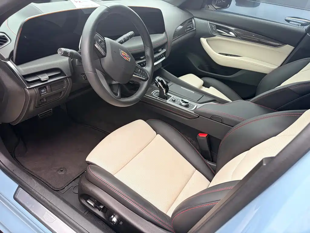 Cadillac CT5 2025 28T Track Performance Edition + Peak Optional Package купить на сайте DeffCars