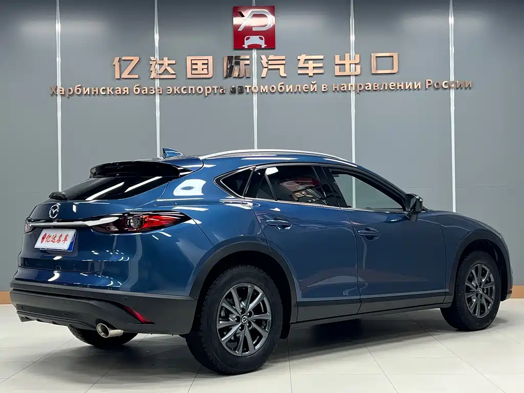 Mazda CX-4 2020 2.0L automatic two-wheel drive Blue Sky Premium Edition купить на сайте DeffCars