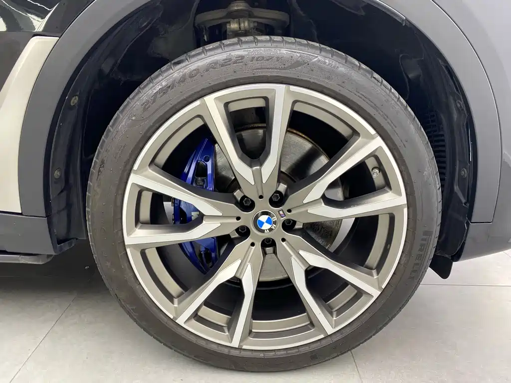 BMW X7 2020 xDrive M50i купить на сайте DeffCars