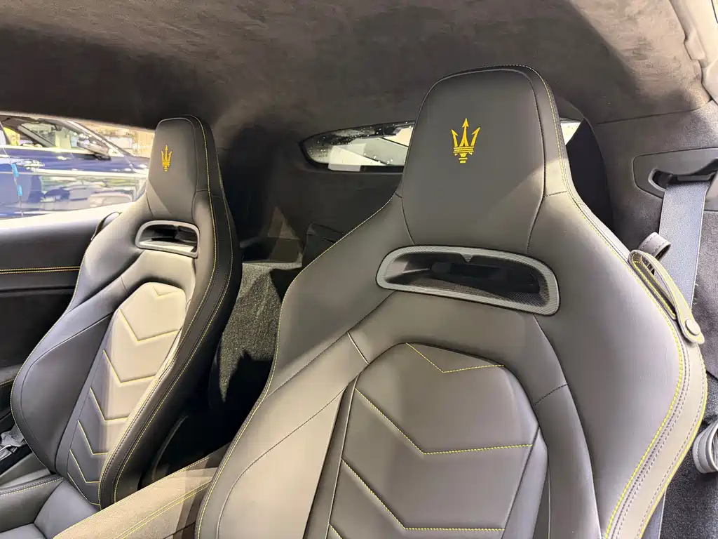 Maserati MC20 2023 3.0T Standard Edition купить на сайте DeffCars