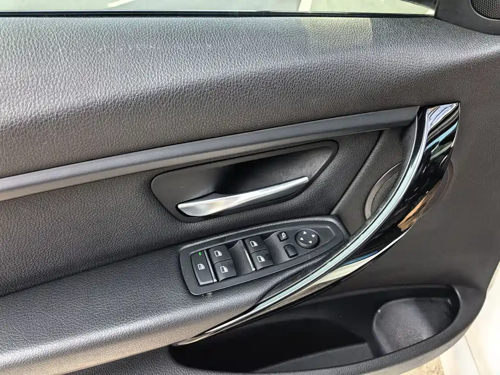 BMW 3 Series 2018 320Li Leading M Sports Package купить на сайте DeffCars