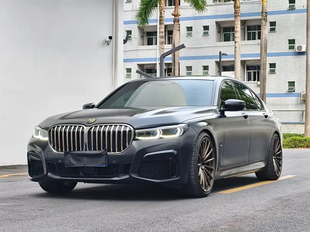 BMW 7 Series 2021 740Li xDrive Executive M Sports Package купить на сайте DeffCars