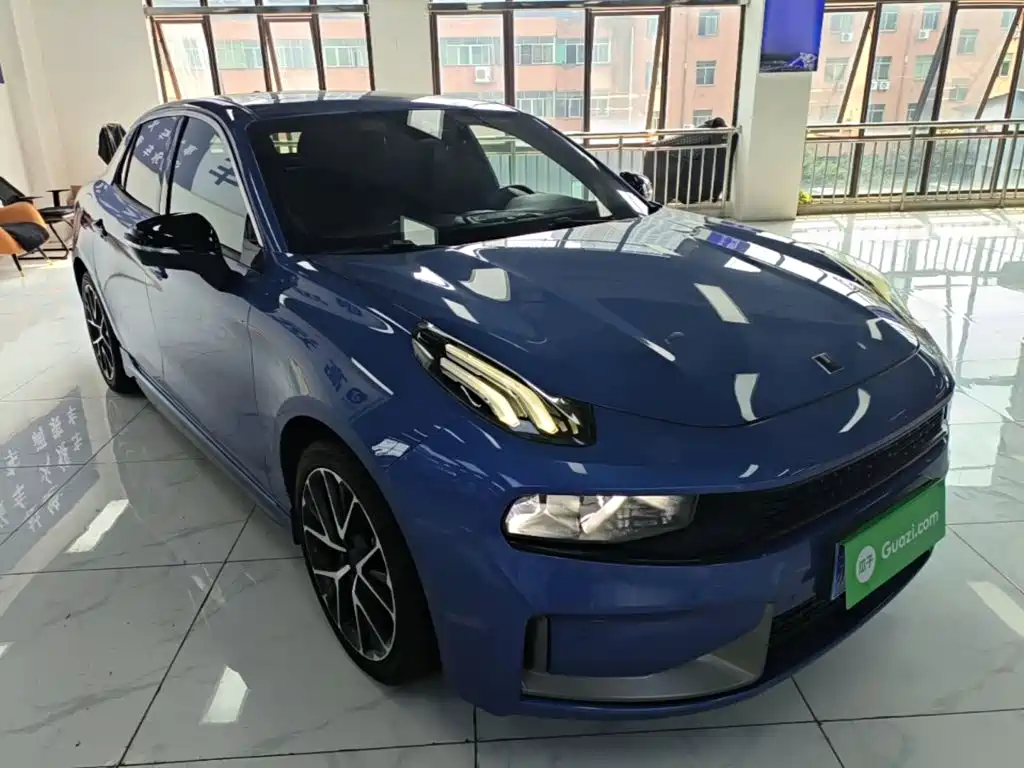 Lynk & Co 03 2019 1.5TD DCT Pro version National VI купить на сайте DeffCars