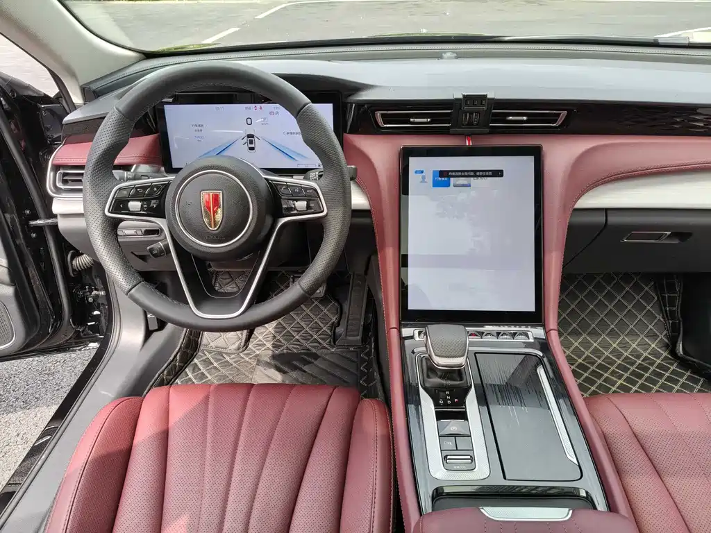 Hongqi H5 2025 2.0T automatic Qichang version купить на сайте DeffCars
