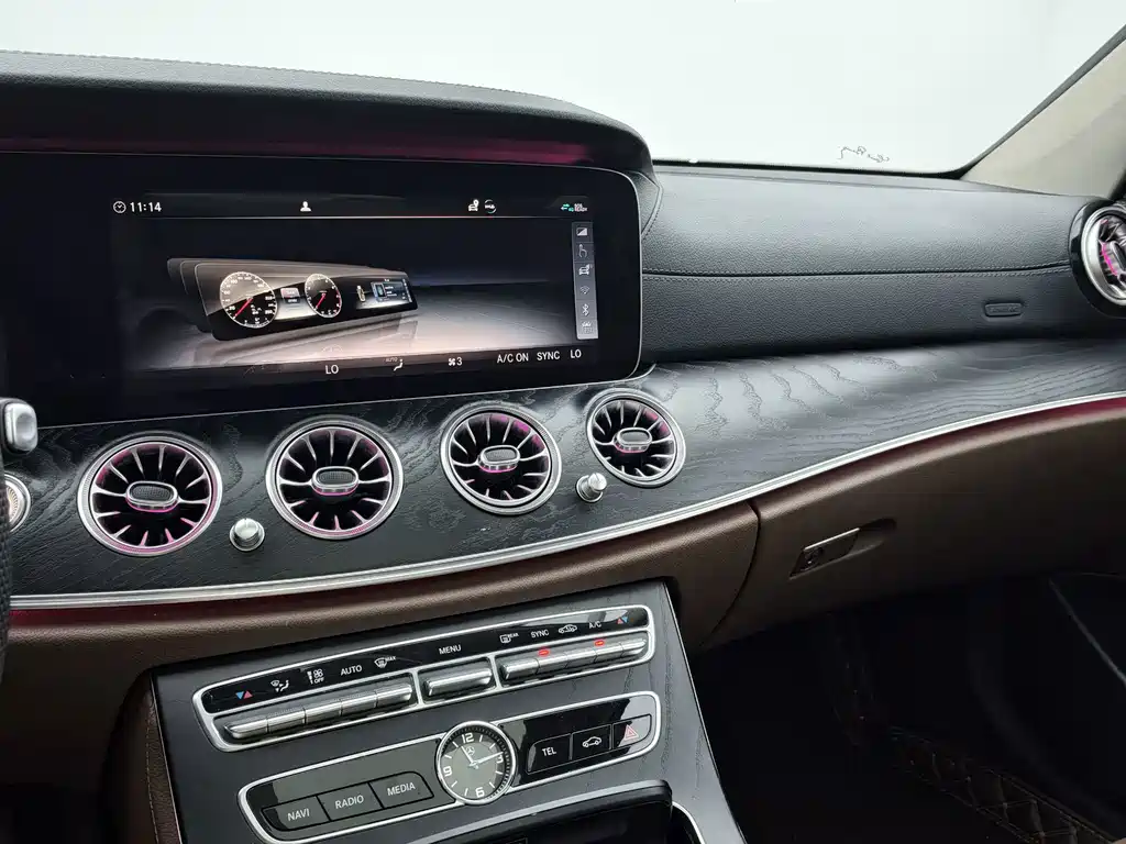 Mercedes E-Class 2019 E 300 L sporty and stylish купить на сайте DeffCars