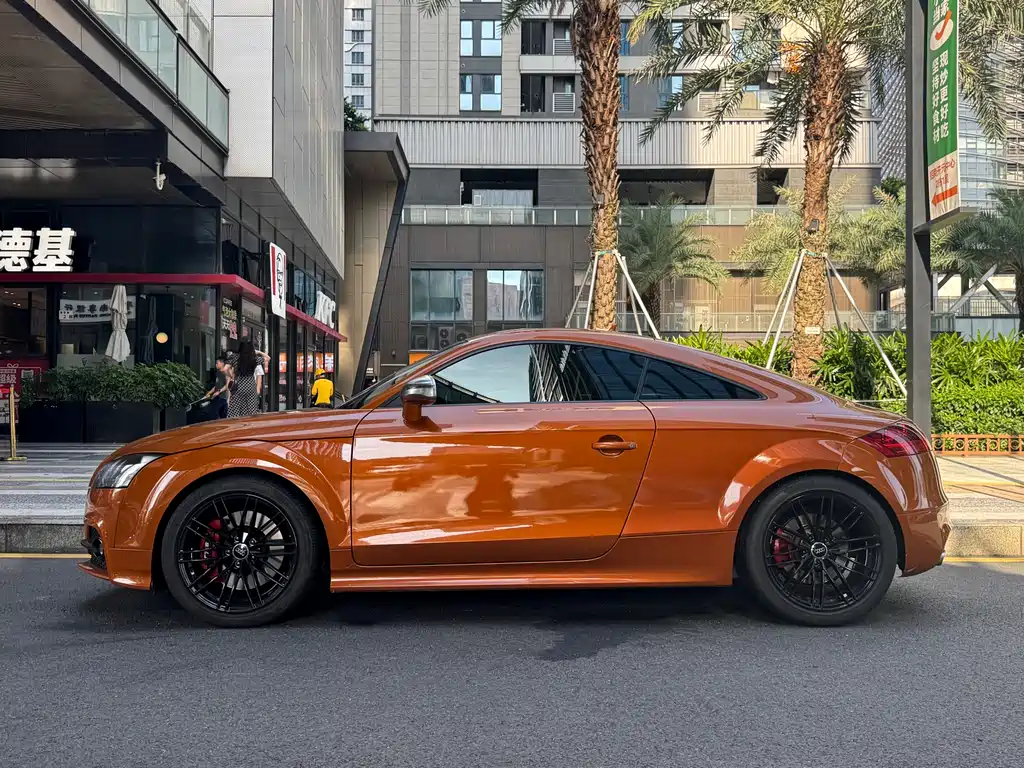 Audi TTS 2013 TTS Coupe 2.0TFSI quattro купить на сайте DeffCars