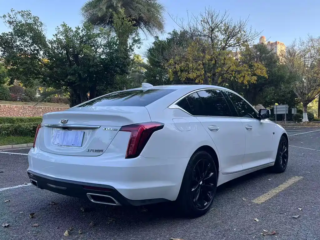 Cadillac CT5 2021 28T luxury model купить на сайте DeffCars