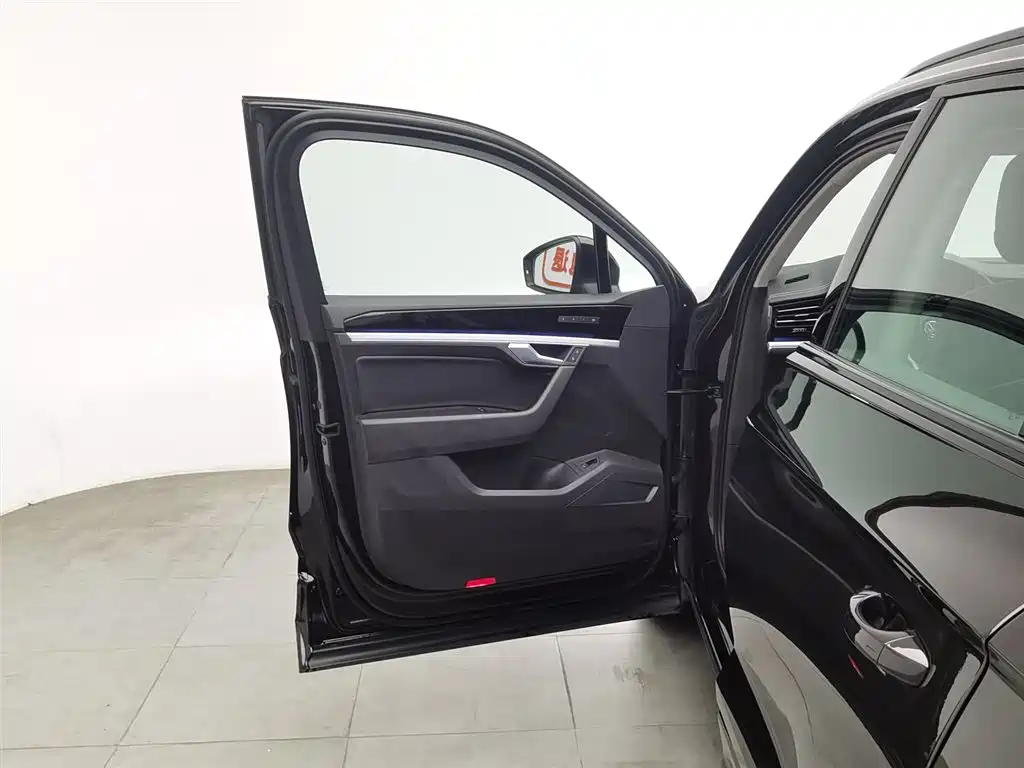 Touareg 2020 3.0TSI Ruixiang Edition National VI купить на сайте DeffCars