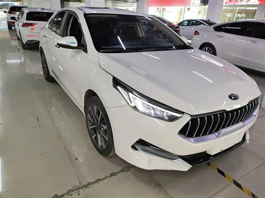 Kia K3 2020 1.5L CVT Fashion Edition купить на сайте DeffCars