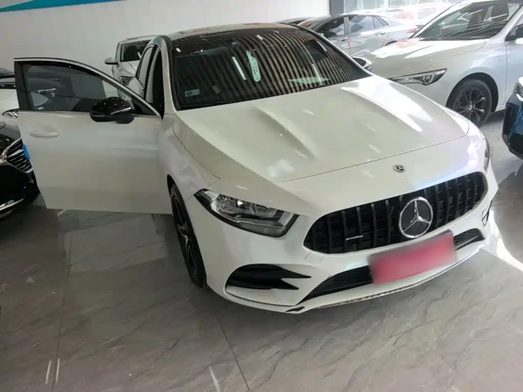Mercedes A-Class 2022 A 180 L sports sedan купить на сайте DeffCars