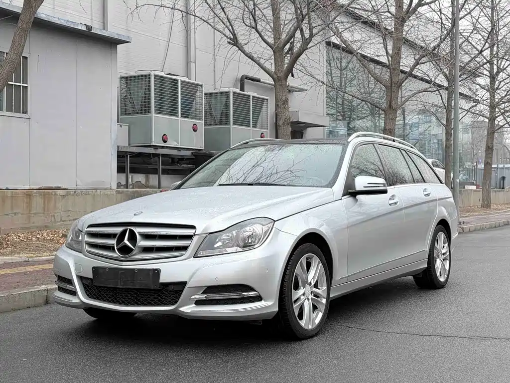 Mercedes-Benz C-Class (Imported) 2011 C 200 Fashion Travel Edition купить на сайте DeffCars