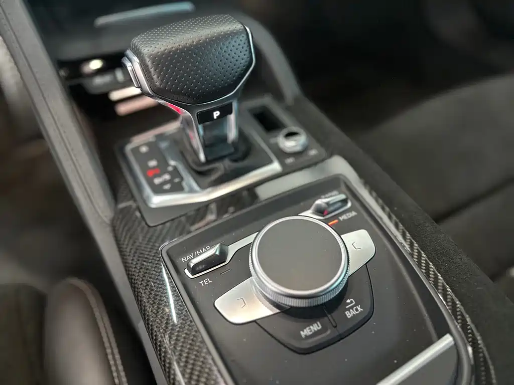 Audi R8 2022 V10 Coupe performance купить на сайте DeffCars