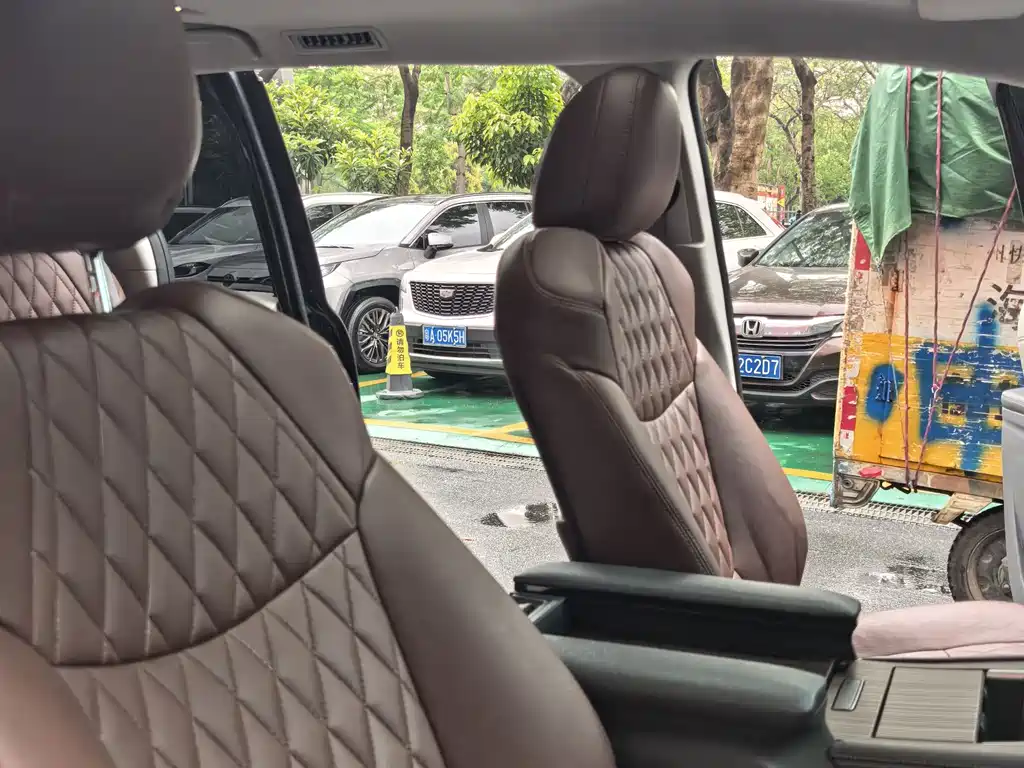 SIENNA 2021 2.5L Hybrid Comfort Edition купить на сайте DeffCars