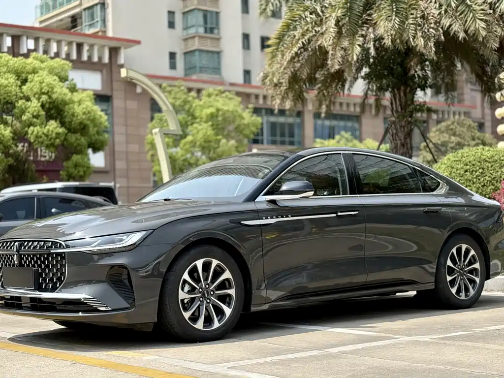 Lincoln Z 2024 2.0T Premium Edition купить на сайте DeffCars