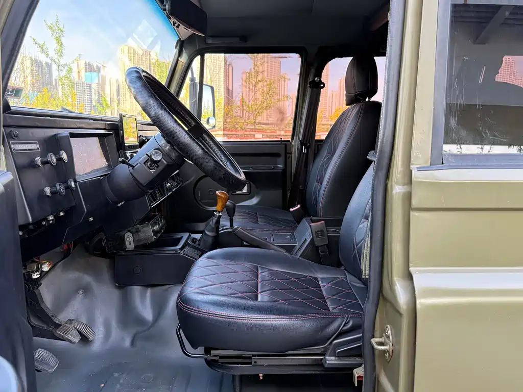 212 Classic 2019 1.5T Square Door National VI купить на сайте DeffCars