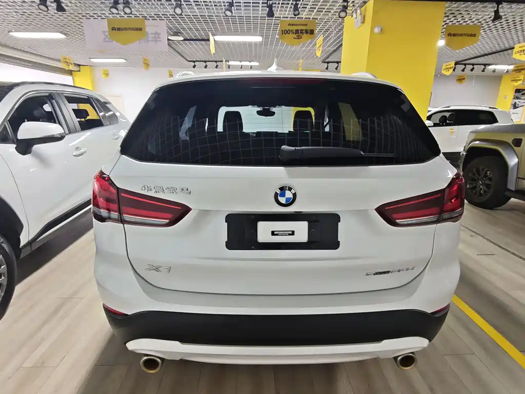 BMW X1 2022 sDrive25Li Leading Model купить на сайте DeffCars
