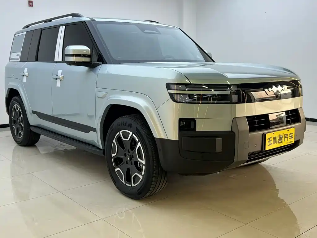 Titanium 7 2025 190KM four-wheel drive Max version купить на сайте DeffCars