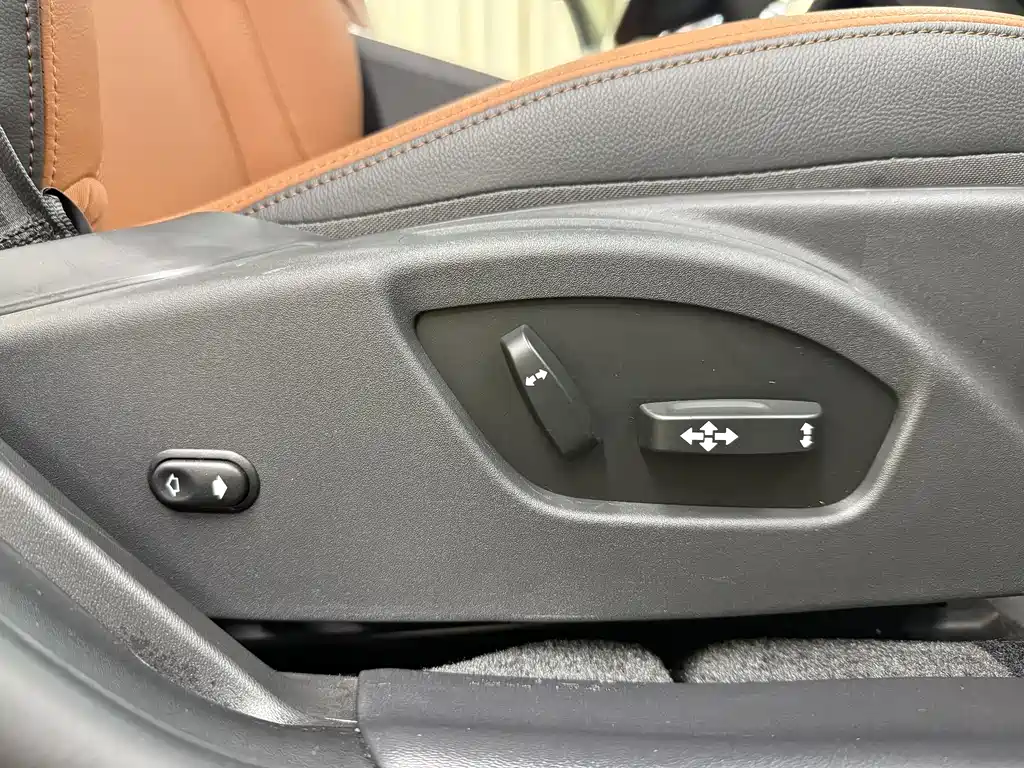 Volvo S60 2018 S60L T4 Zhiyuan Enterprising Edition купить на сайте DeffCars