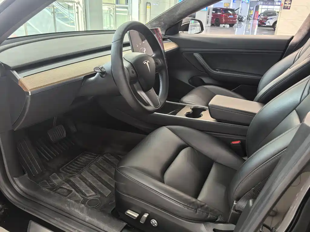Model 3 2020 Standard Range Rear Drive Upgraded Version купить на сайте DeffCars