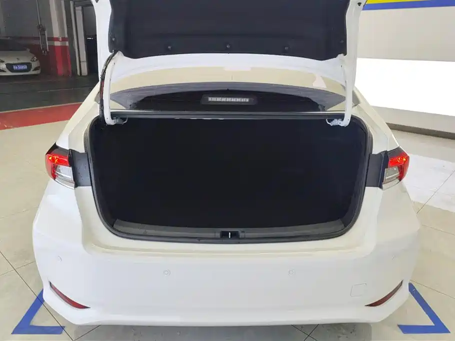 Corolla 2019 1.2T S-CVT GL Pioneer Edition купить на сайте DeffCars