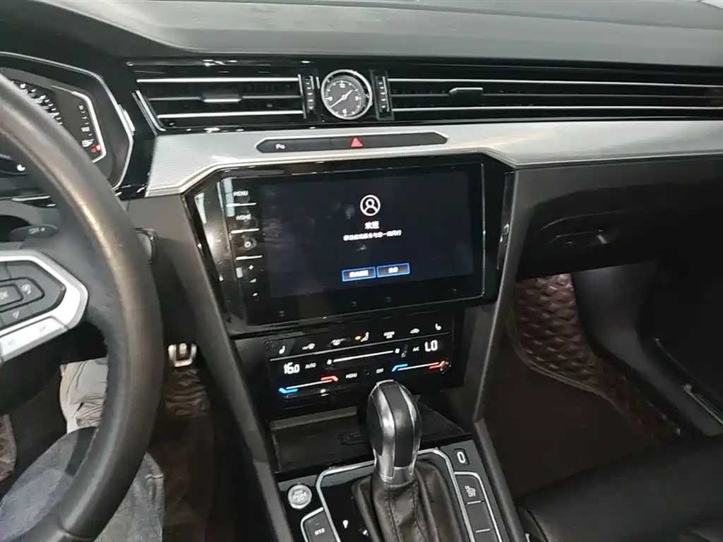 Magotan GTE plug-in hybrid 2022 GTE luxury model купить на сайте DeffCars