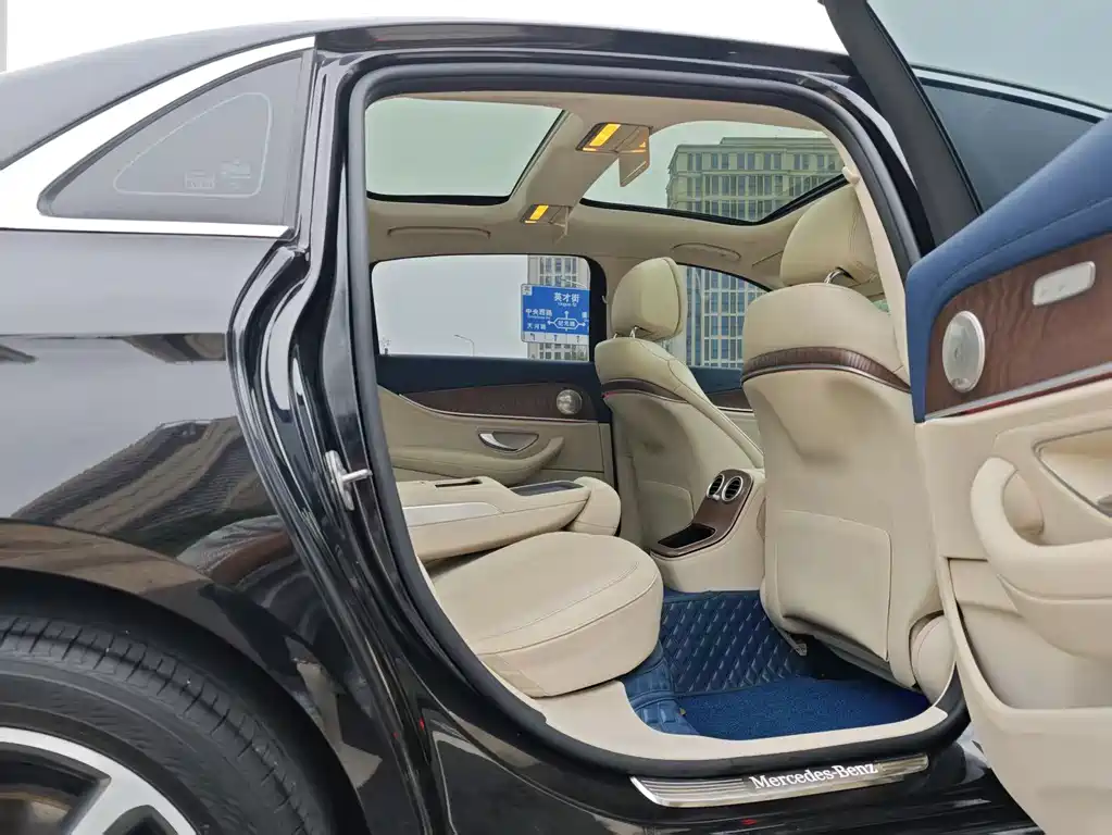 Mercedes-Benz E-Class 2022 E 260 L купить на сайте DeffCars