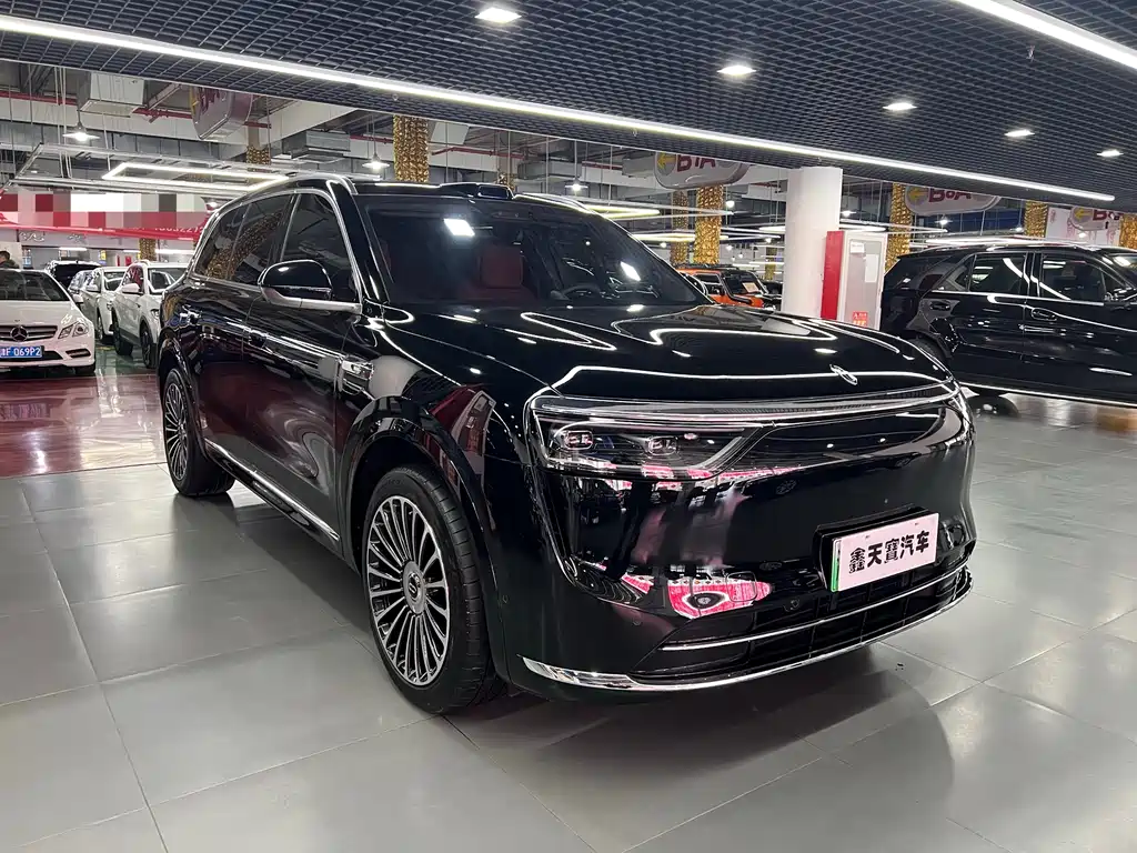 Wenjie M8 2025 extended range Max+ version 53.4kWh 5-seater version купить на сайте DeffCars