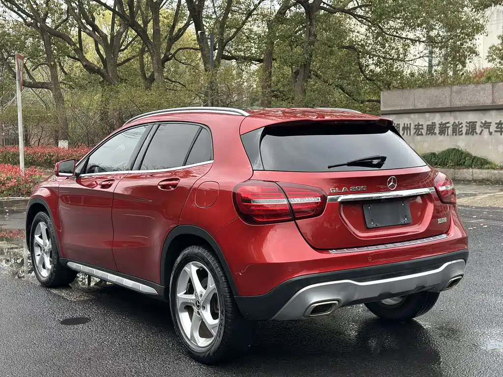 Mercedes-Benz GLA 2018 GLA 200 Dynamic купить на сайте DeffCars