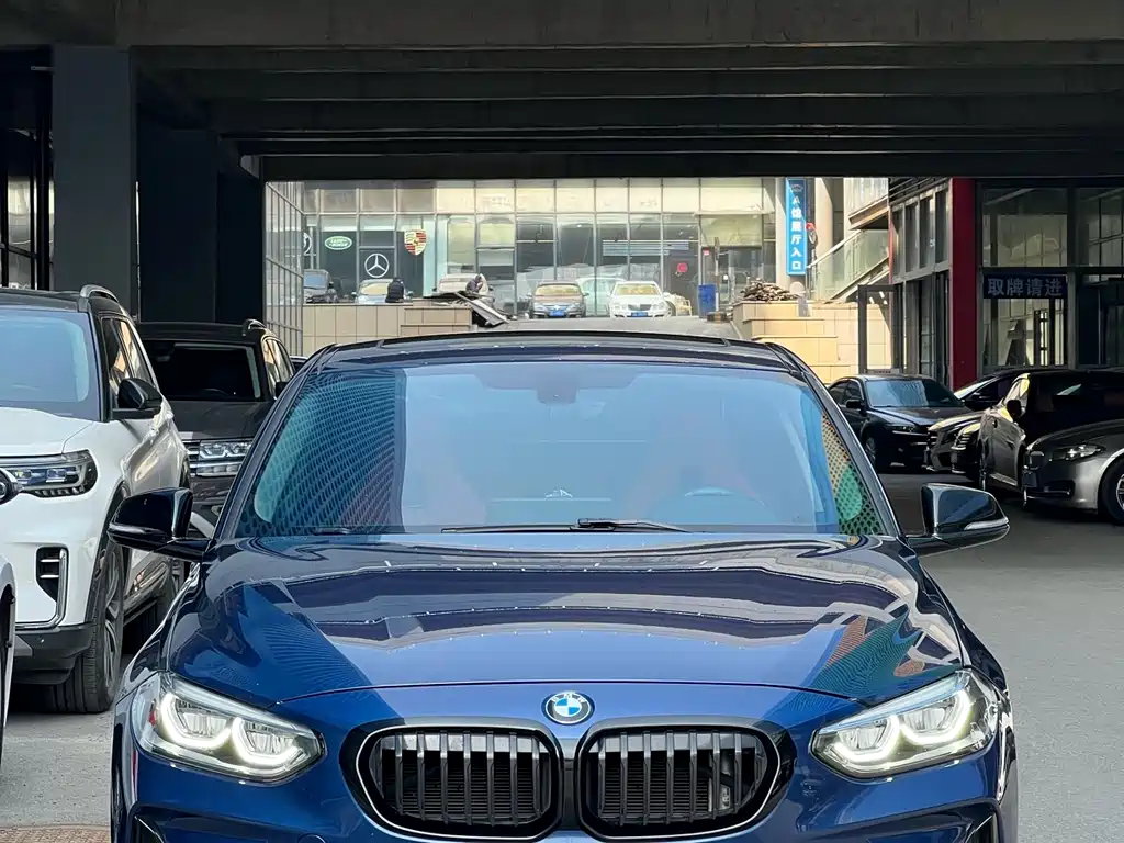 BMW 1 Series 2021 125i M Sports Night Edition купить на сайте DeffCars