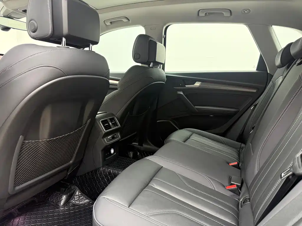 Audi Q5L 2022 40T luxury and dynamic model купить на сайте DeffCars