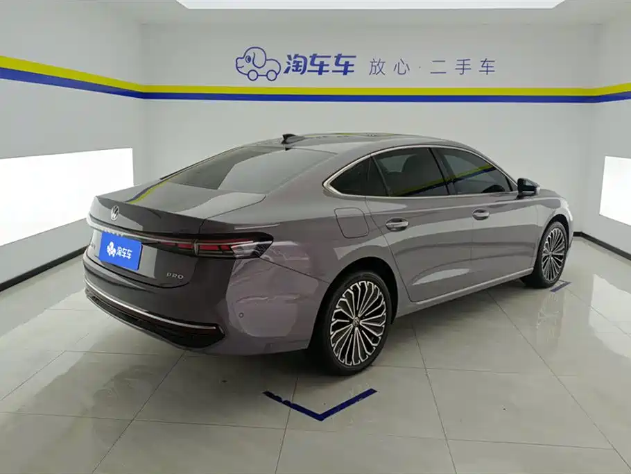 Passat 2025 Pro 380TSI Dragon Edition купить на сайте DeffCars