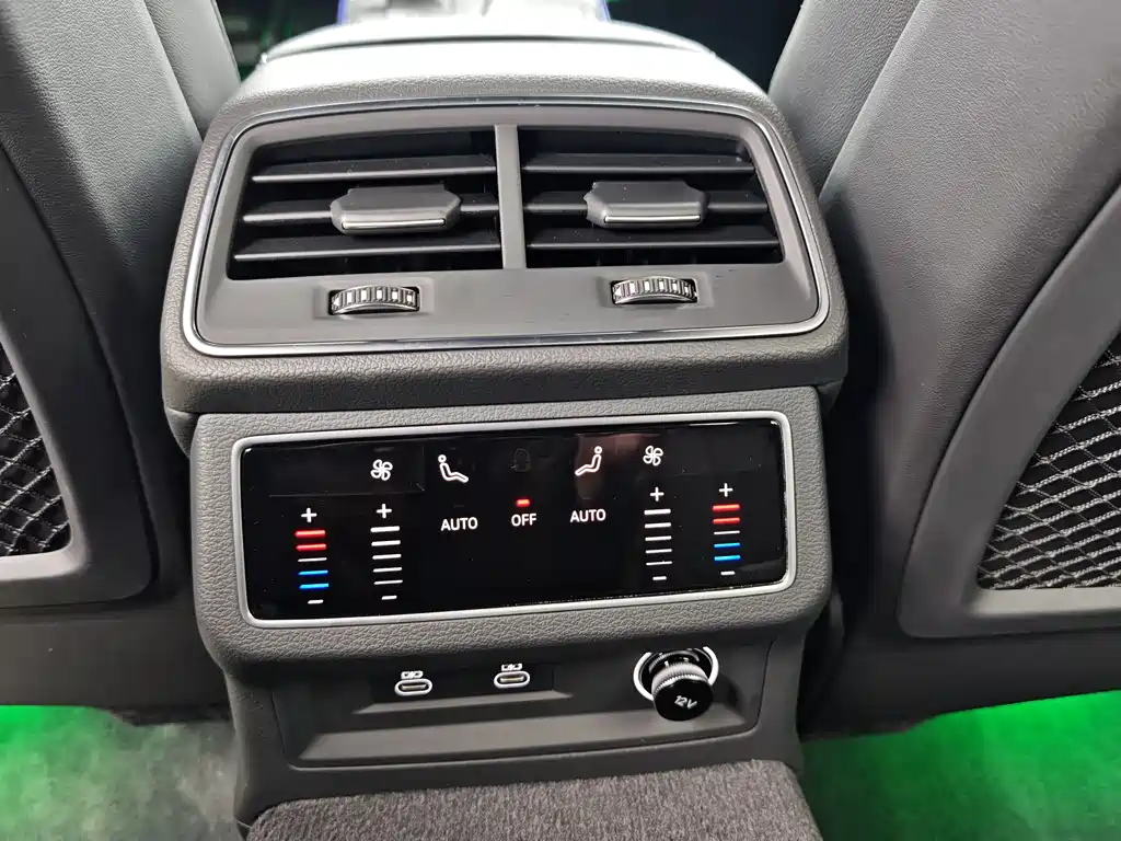 Audi A6L 2024 45 TFSI quattro premium dynamic model купить на сайте DeffCars