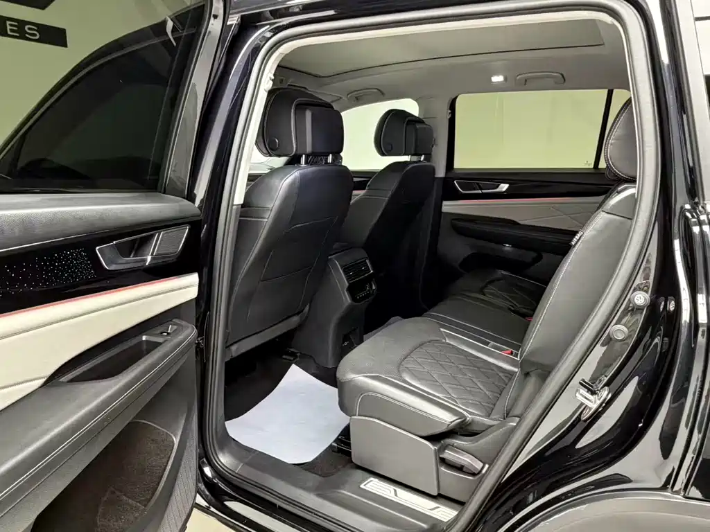 Touron 2024 380TSI four-wheel drive luxury version купить на сайте DeffCars