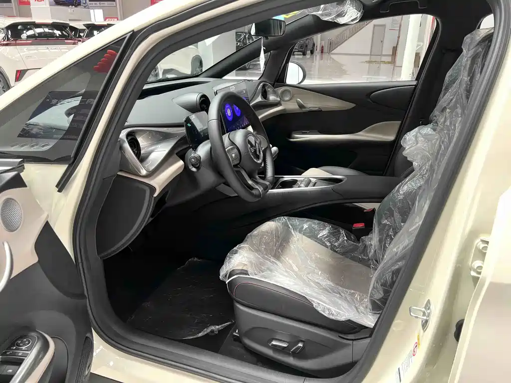 Dolphin 2025 420km Free Edition купить на сайте DeffCars