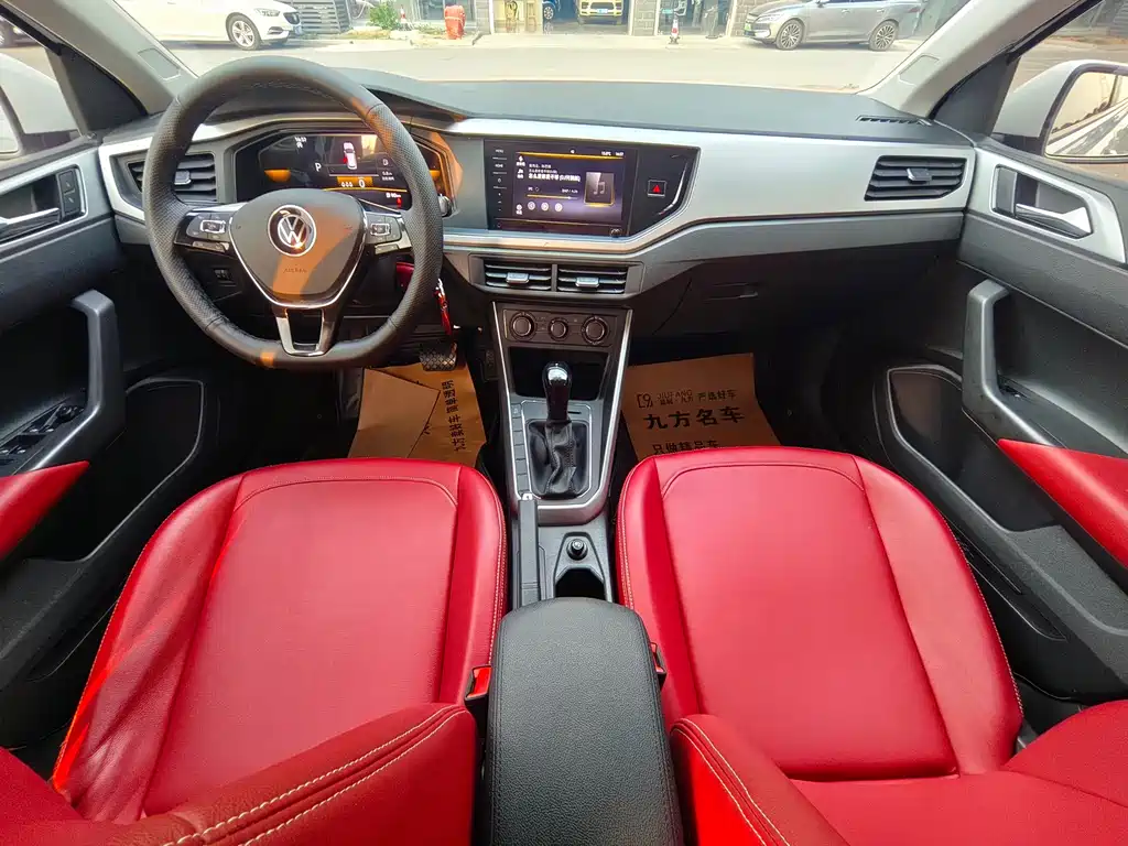 Polo 2023 facelift Plus 1.5L automatic indulgence version купить на сайте DeffCars