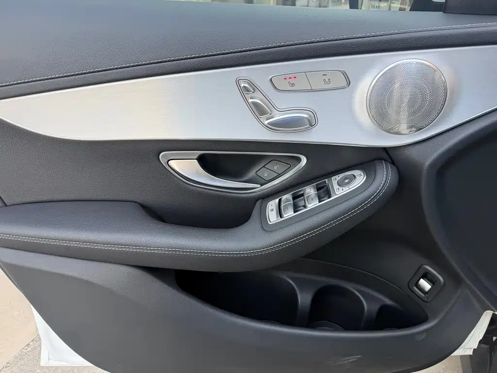 Mercedes-Benz GLC 2022 facelift three GLC 260 L 4MATIC dynamic type купить на сайте DeffCars