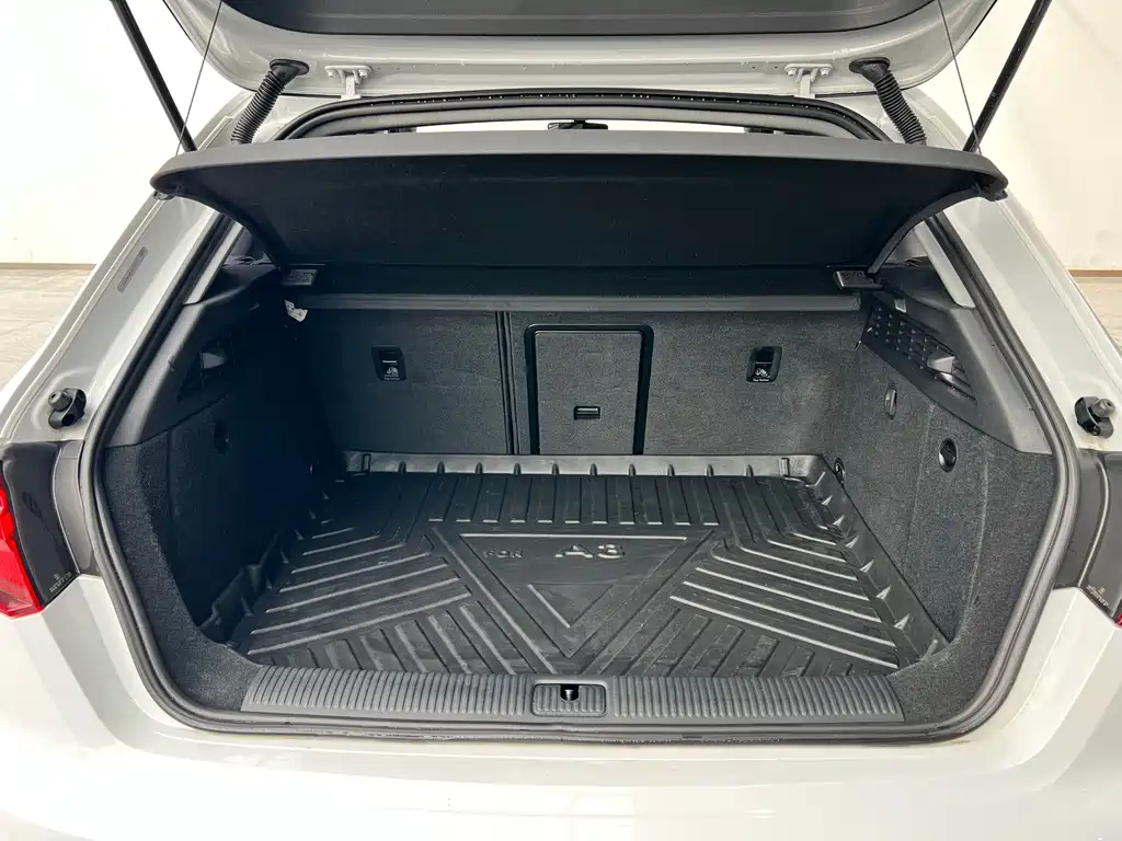 Audi A3 2019 Sportback 35 TFSI Enterprising National VI купить на сайте DeffCars