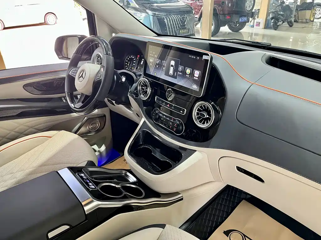 Vito 2023 2.0T Business Edition 7 seats купить на сайте DeffCars