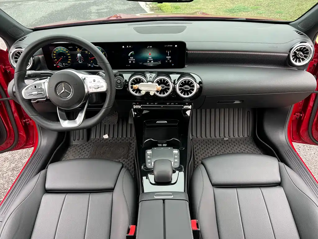 Mercedes-Benz A-Class 2022 Facelift A 200 L Sports Sedan Fashionable купить на сайте DeffCars