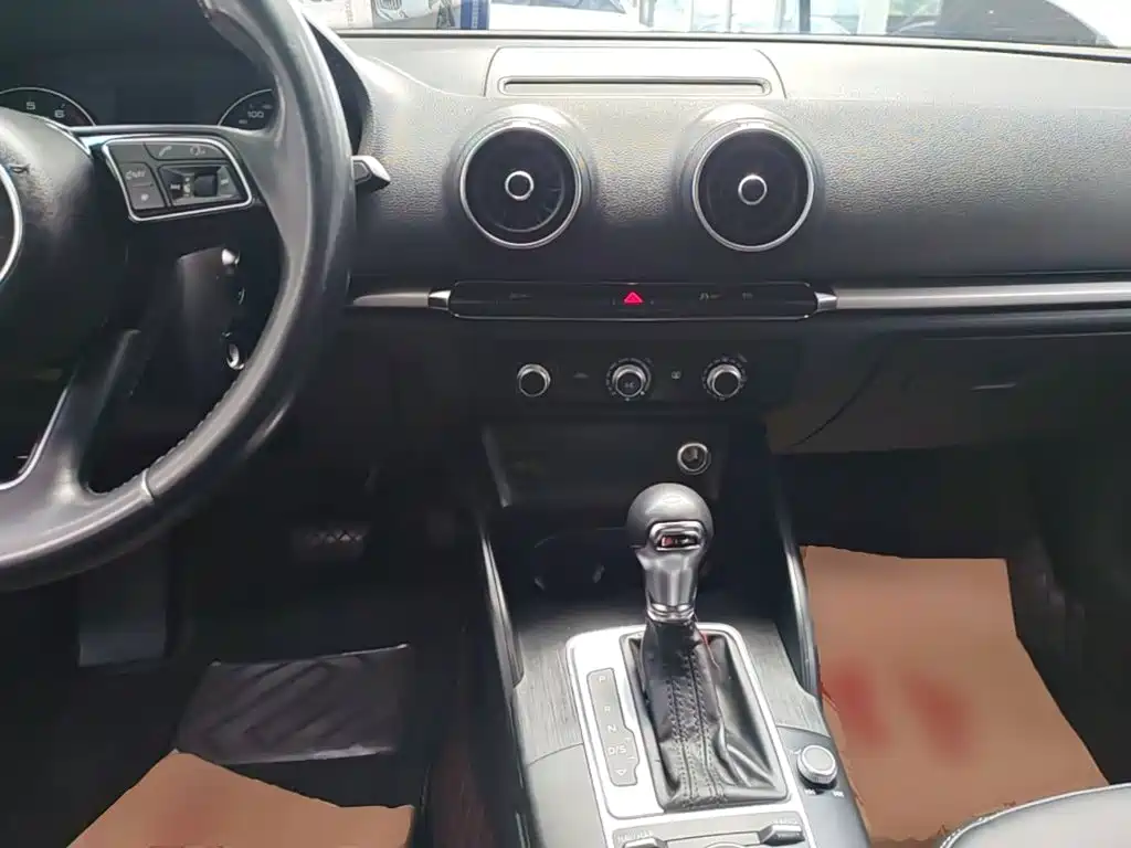 Audi A3 2019 Sportback 35 TFSI Enterprising National VI купить на сайте DeffCars