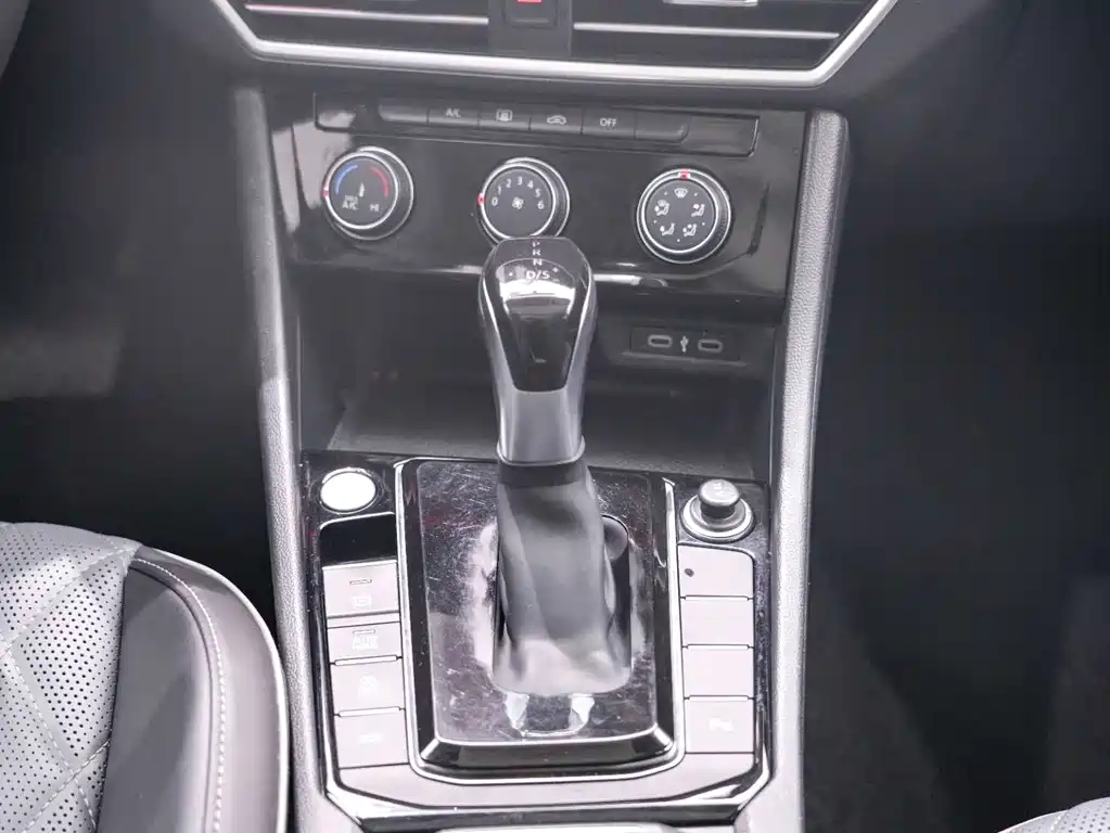 Sagitar 2023 280TSI DSG surpasses Lite version купить на сайте DeffCars