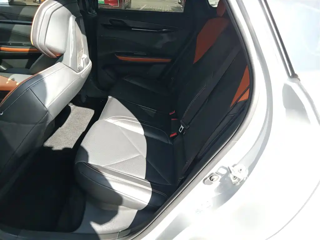 Changan UNI-V 2022 1.5T Excellent Type купить на сайте DeffCars