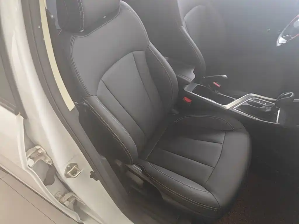 Vision X3 2020 1.5L CVT Premium купить на сайте DeffCars