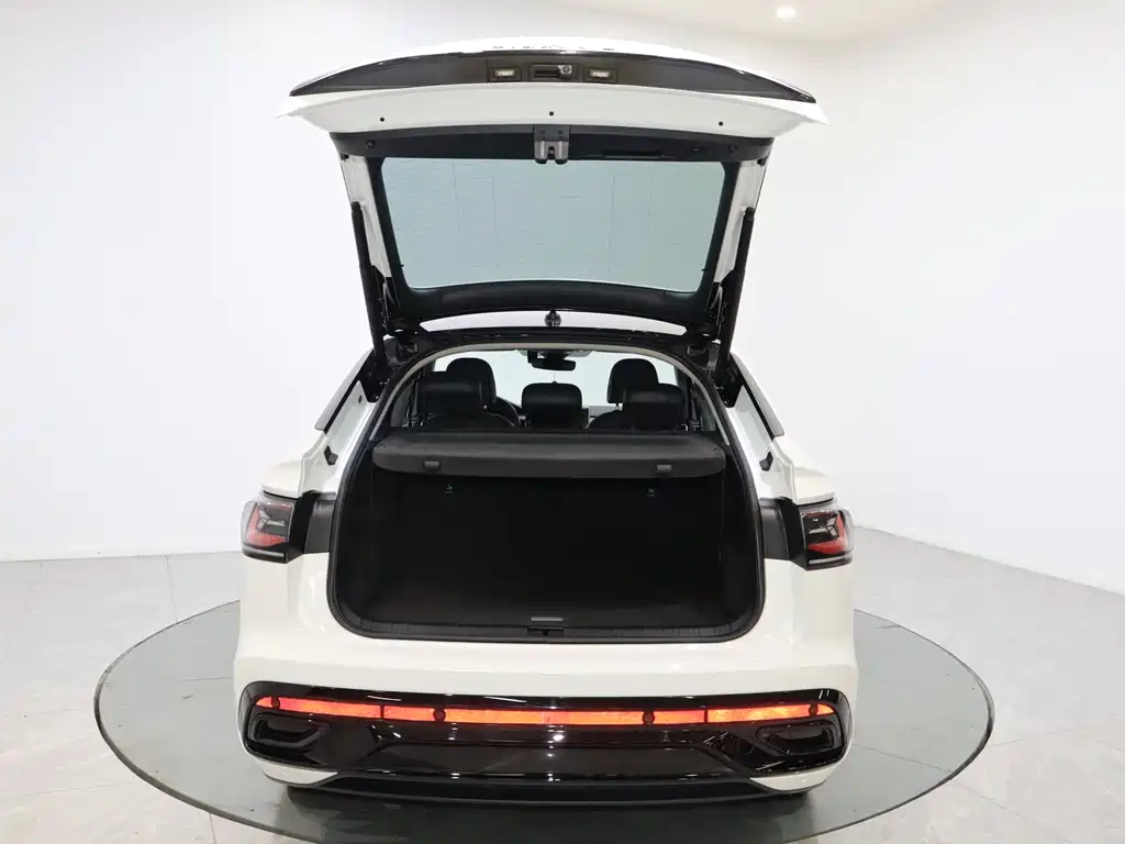 Tiguan X 2023 facelift 330TSI two-wheel drive flagship version купить на сайте DeffCars