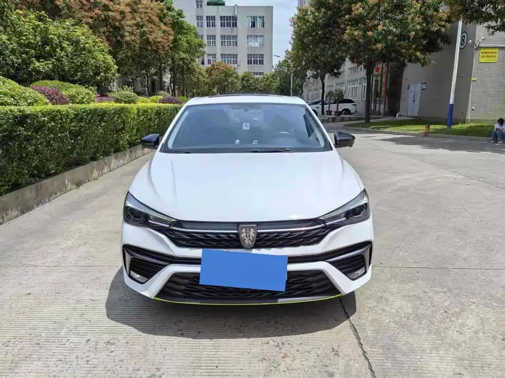 Roewe i5 2021 1.5L CVT Diamond Edition купить на сайте DeffCars