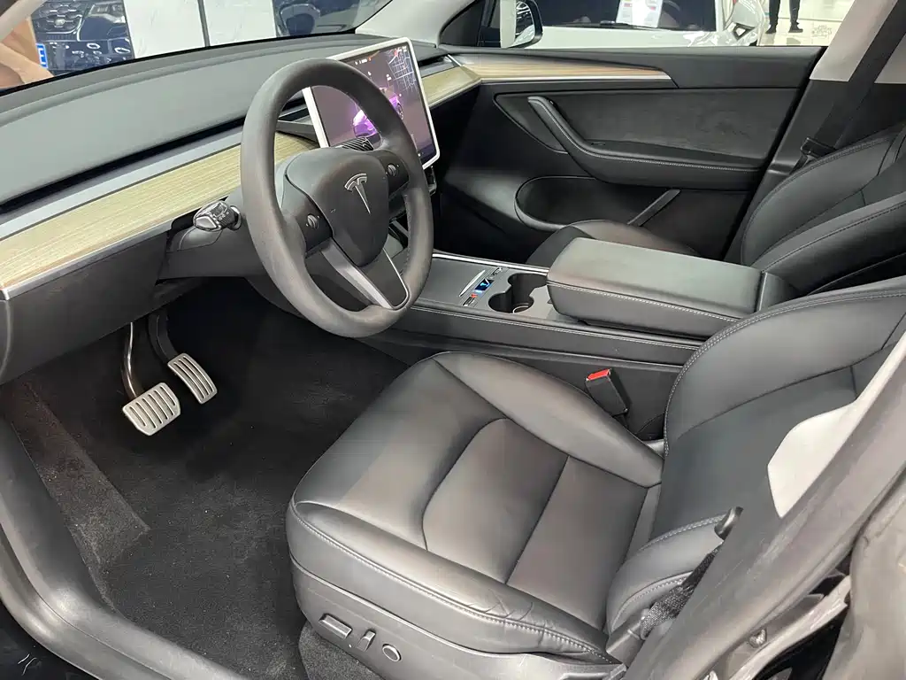 Model Y 2022 facelift, long-range all-wheel drive version купить на сайте DeffCars